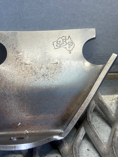 *NEW* Lower fender mount (Weld-on)